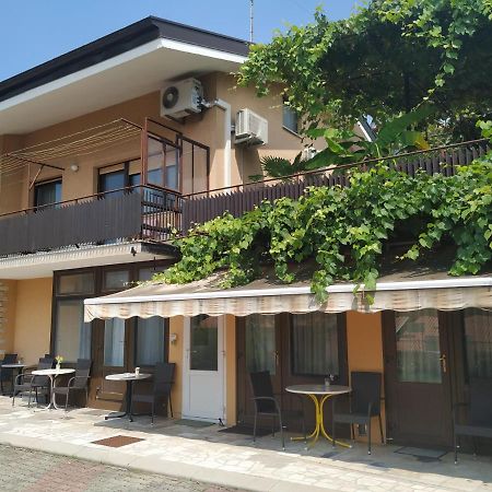 Accomodation Pertout Nova Gorica Exterior photo