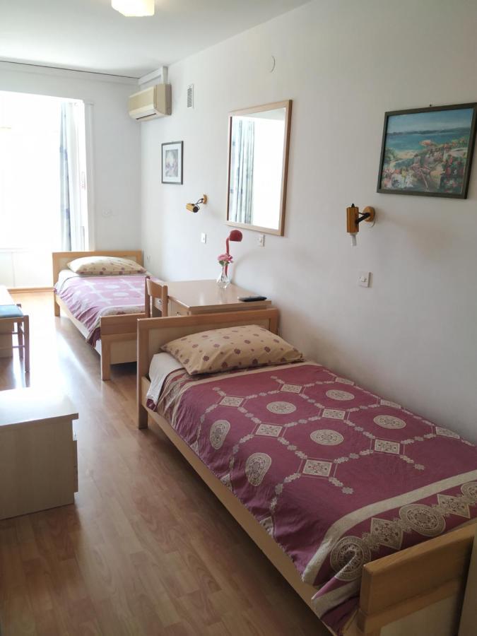 Accomodation Pertout Nova Gorica Exterior photo