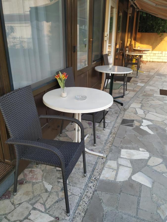 Accomodation Pertout Nova Gorica Exterior photo